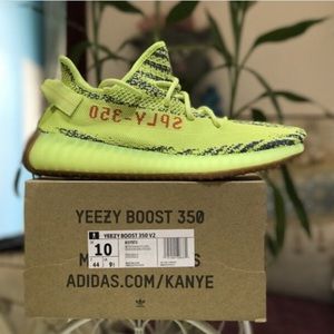 Adidias Yeezy Boost 350 V2 Semi Frozen Yellow